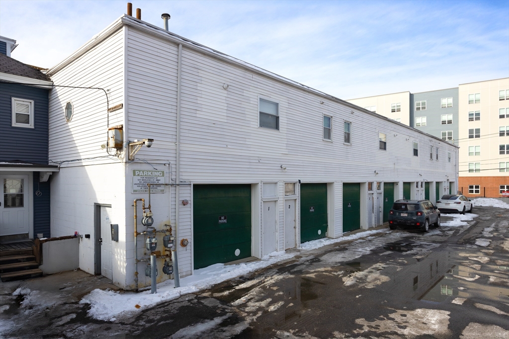 1311 Middlesex Street