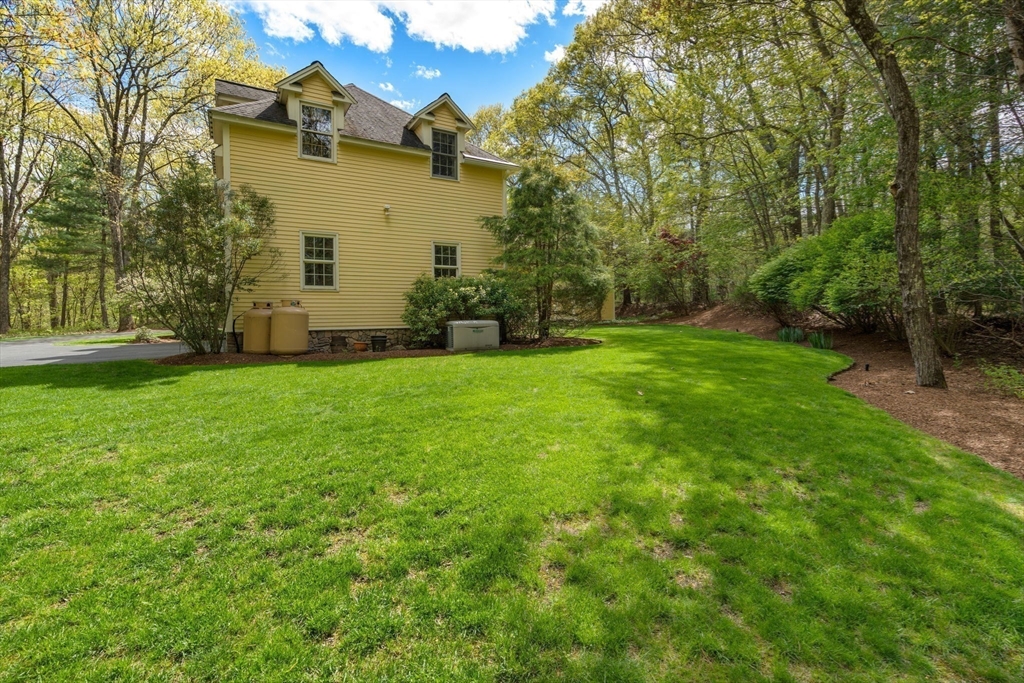 1A Hartford Street, Dover, MA Photo #37