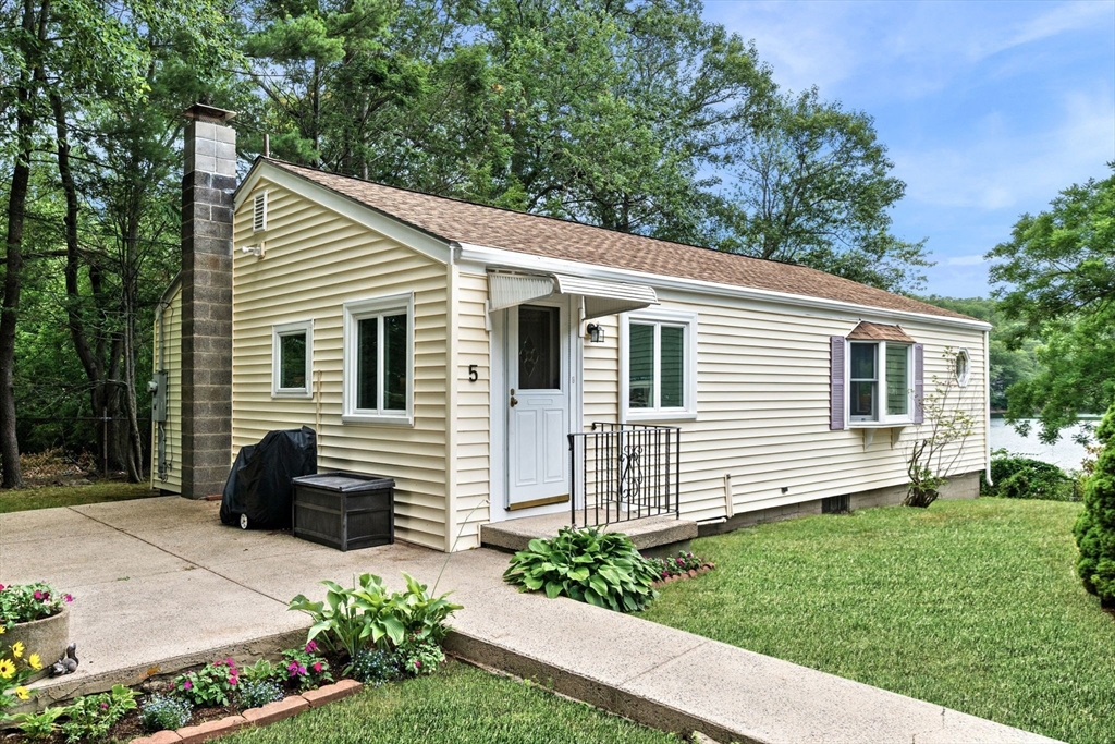 5 Lakeview Ave