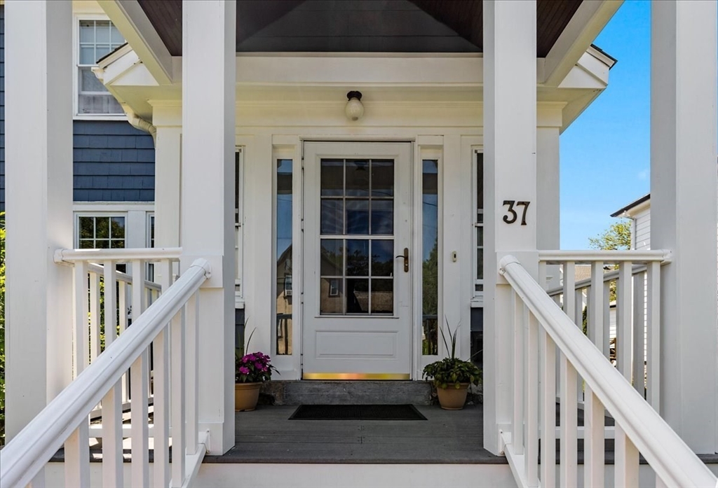 37 Meagher Ave