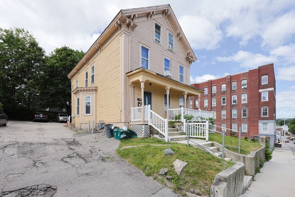 230 Pleasant St