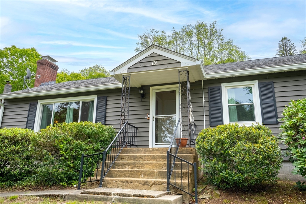 19 Zabelle Ave