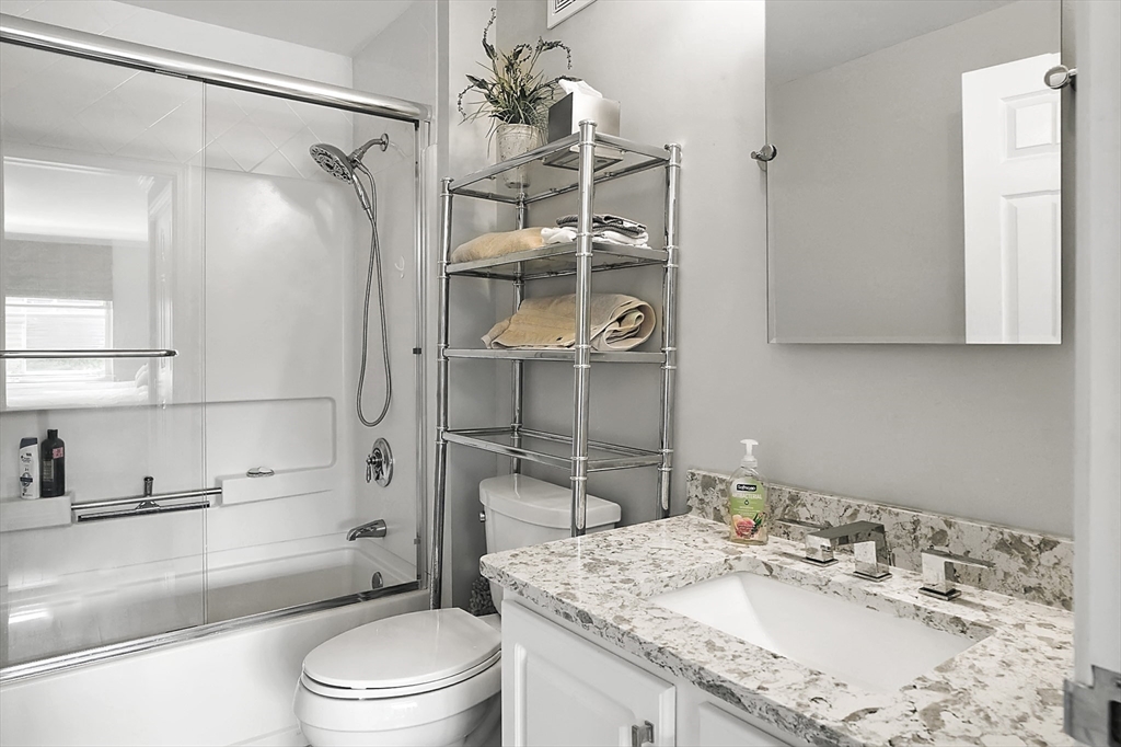 150 Staniford Street 1009