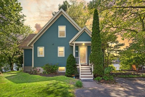 127 Pillings Pond Lynnfield MA 01940