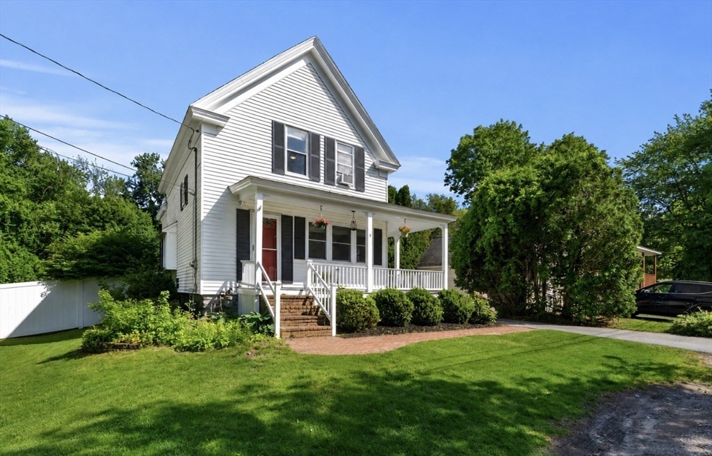 9 Giles St