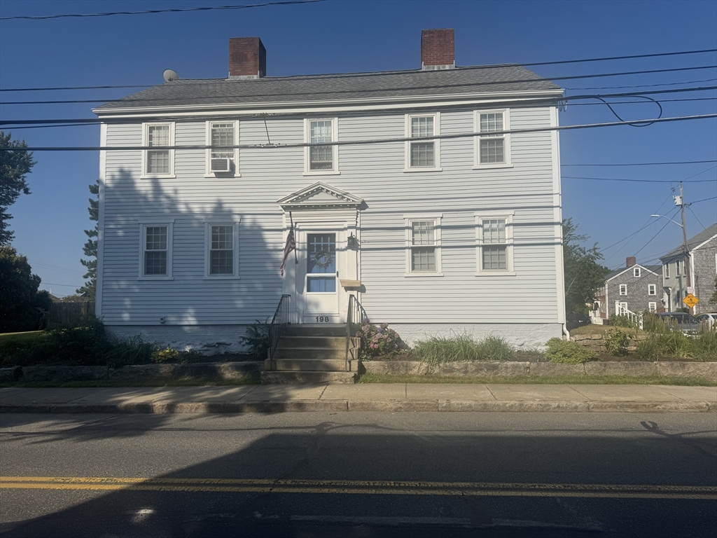 198 Main St 1
