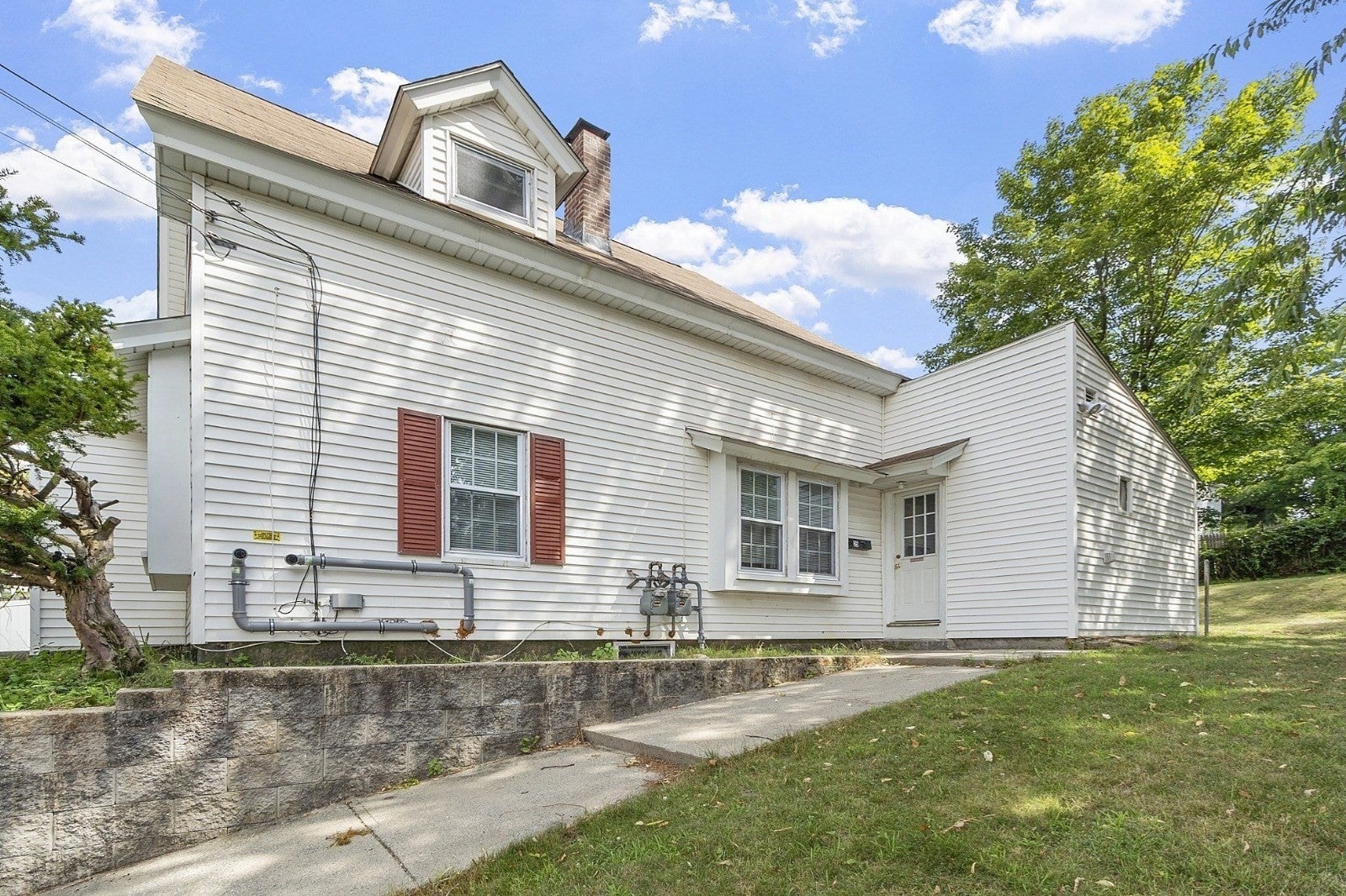 25 Winthrop Street #25, Fitchburg, MA Photo #2