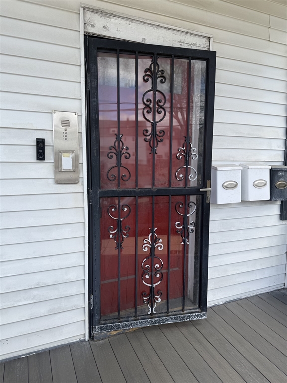 8 Astoria Street 2