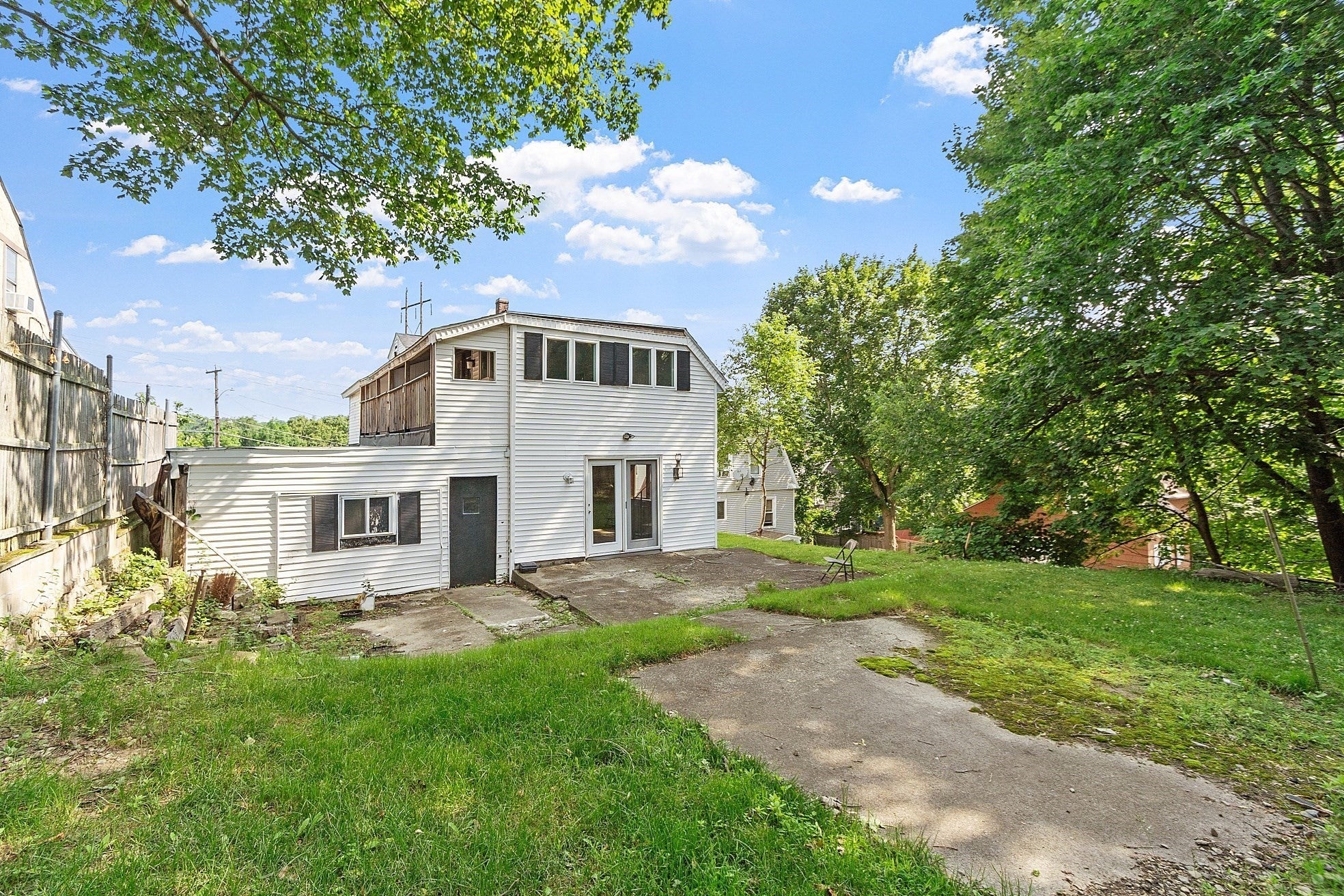 15 Genessee St