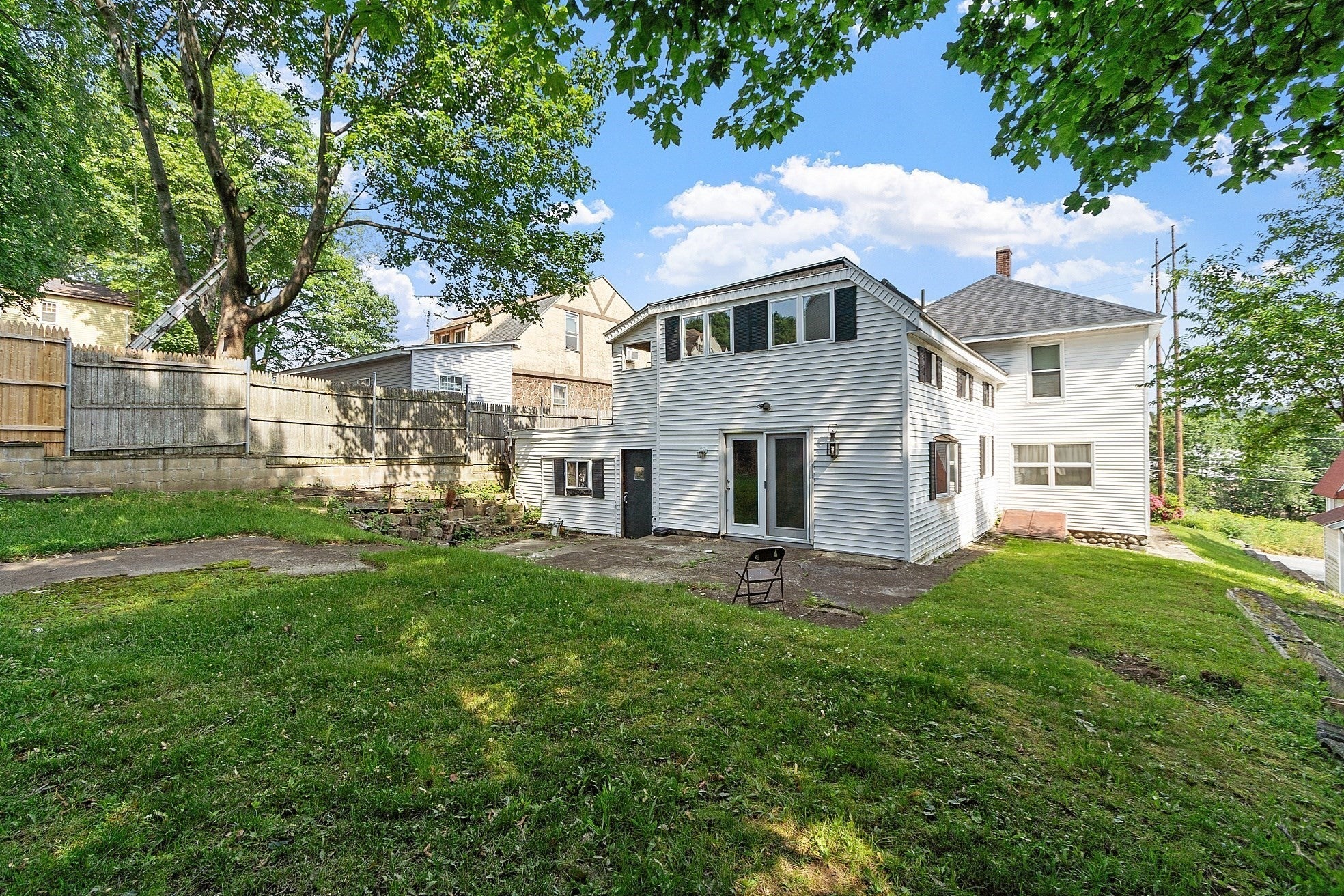 15 Genessee St