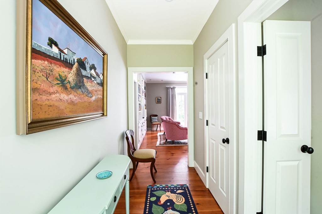 36 Coonamessett Cir