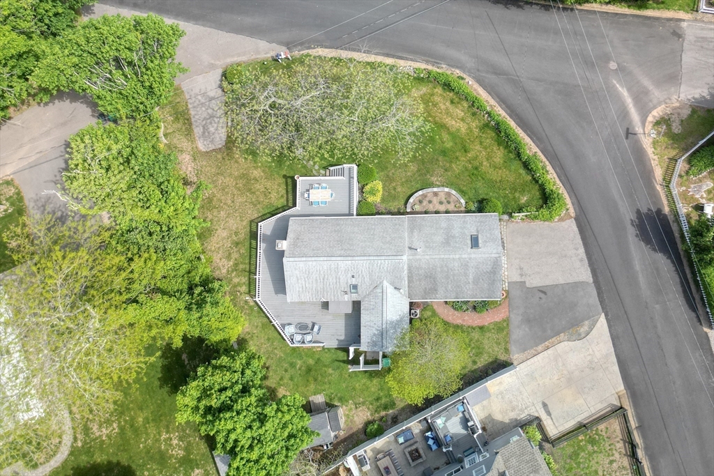 110 Mayflower Lane