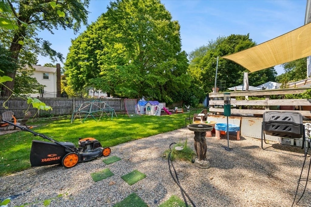 159 Greensboro Rd, Dedham, MA Photo #27