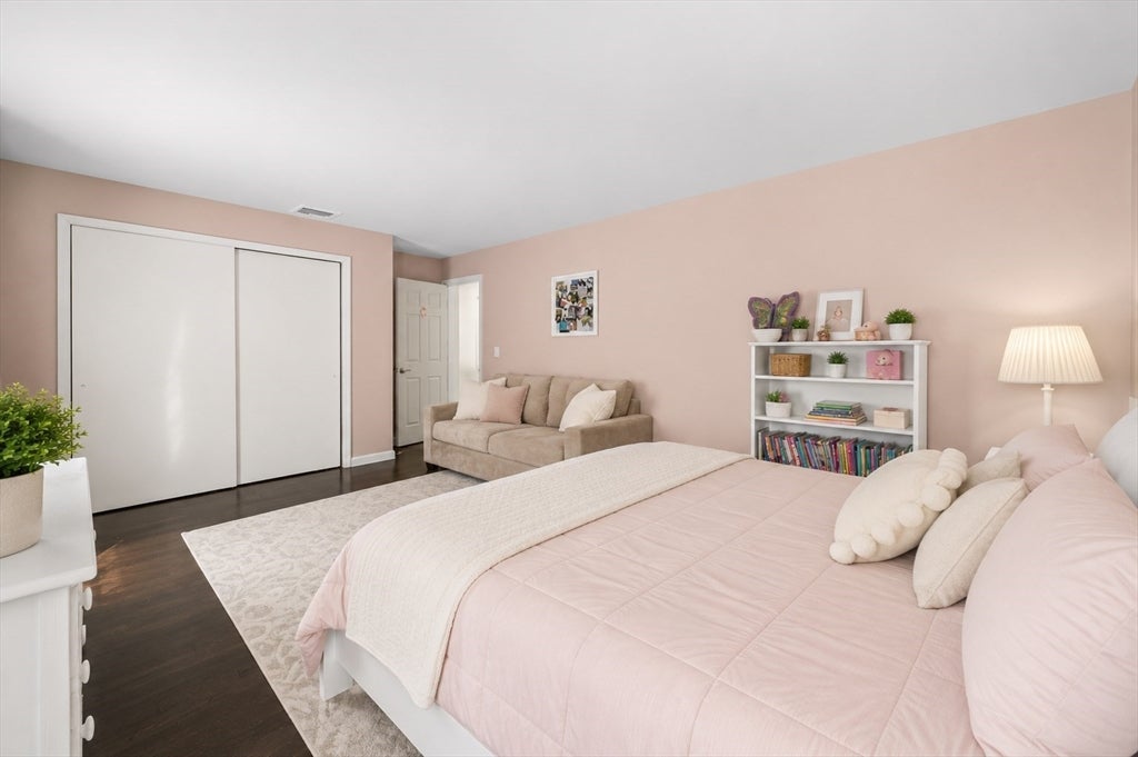 159 Greensboro Rd, Dedham, MA Photo #19