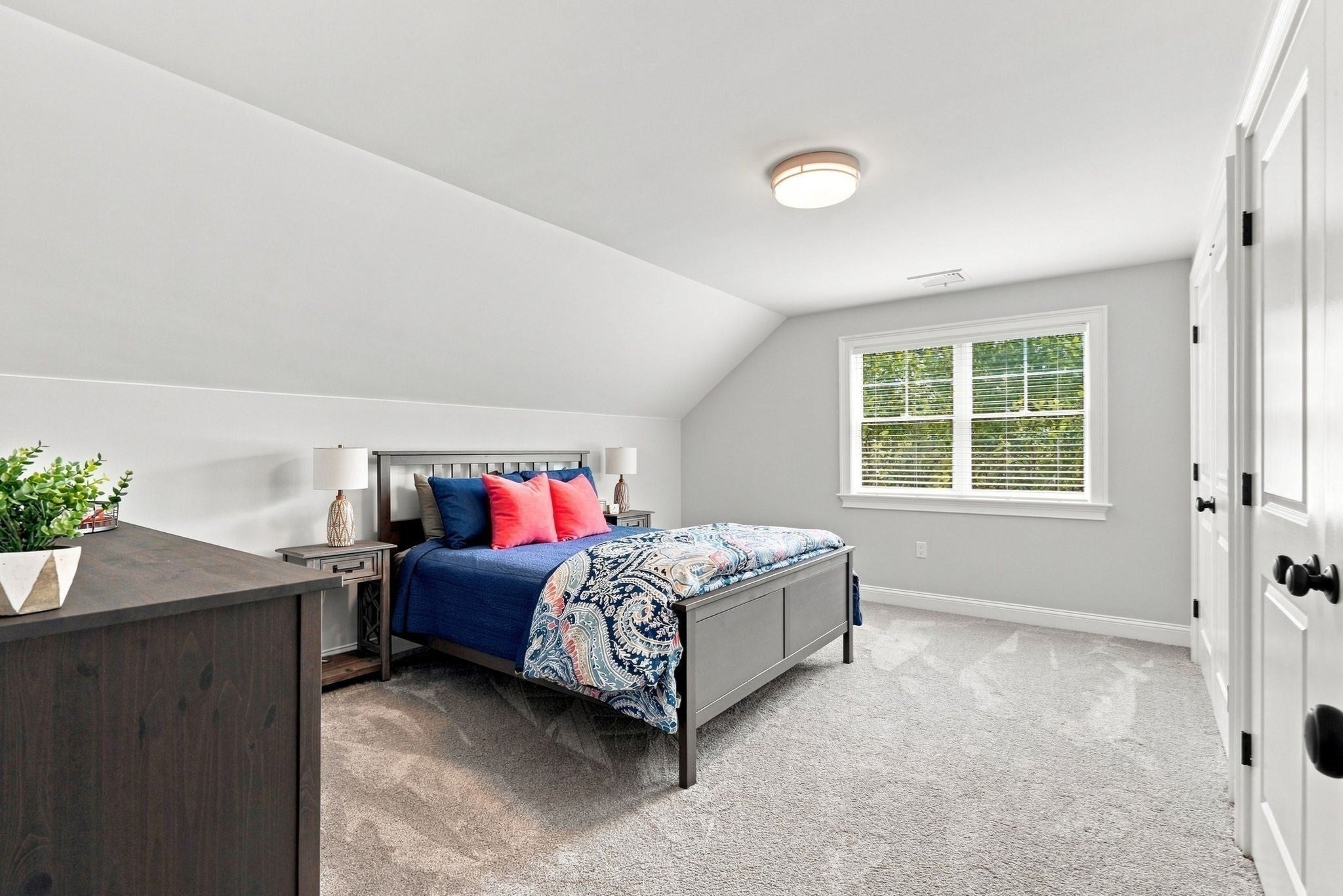 55 Rockwood Ln, Needham, MA Photo #32