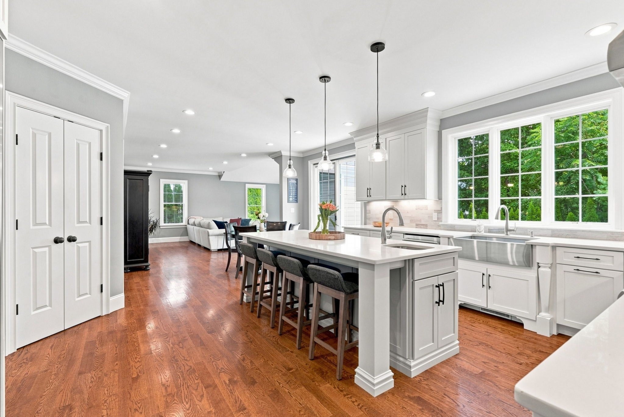 55 Rockwood Ln, Needham, MA Photo #7