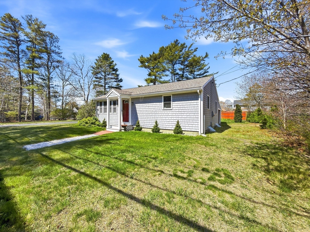 196 Plymouth Ave
