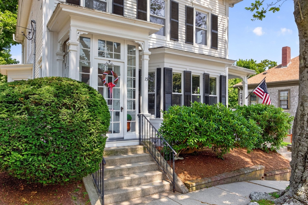 15 Vernon St