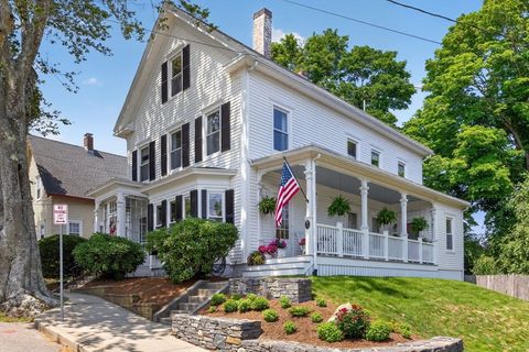 Photo of 15 Vernon St, Plymouth, MA 02360 (MLS # 73545502)