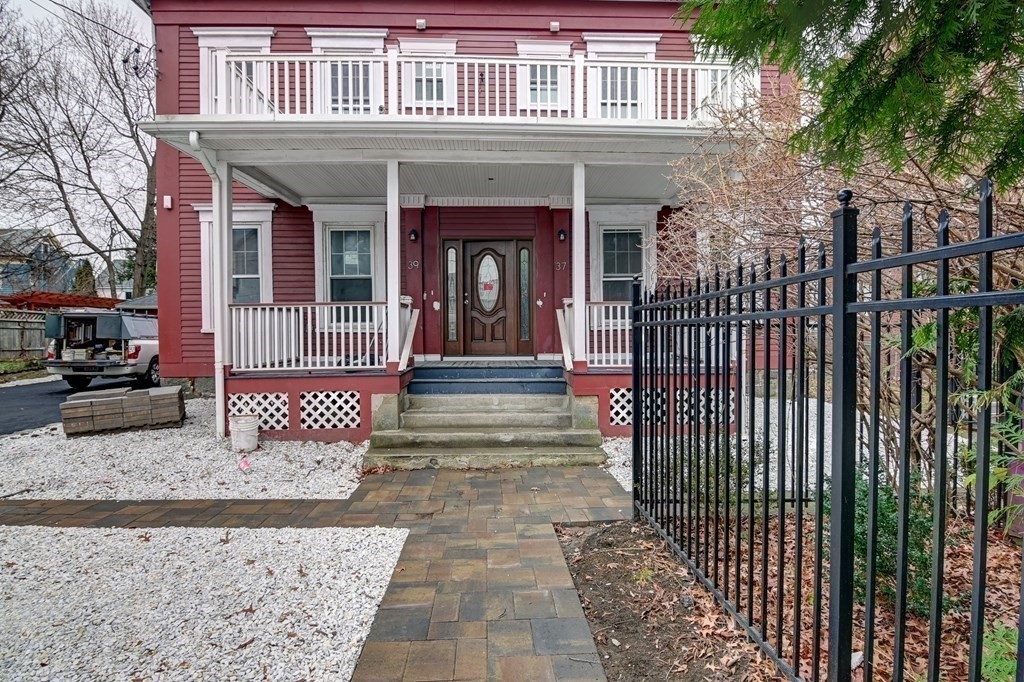37-39 Park St