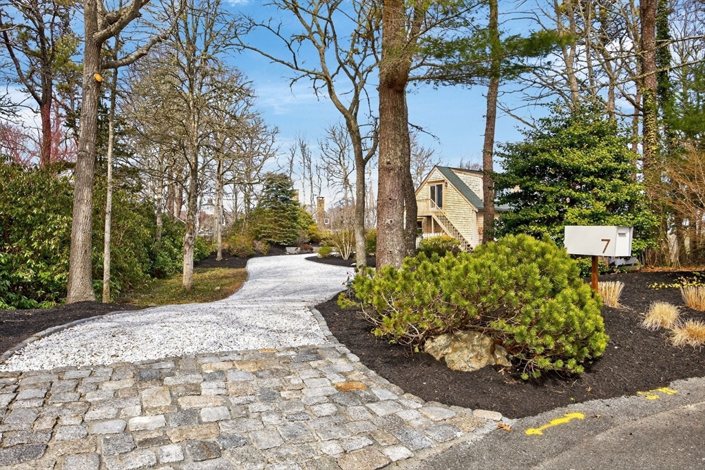 7 Little Cove Lane