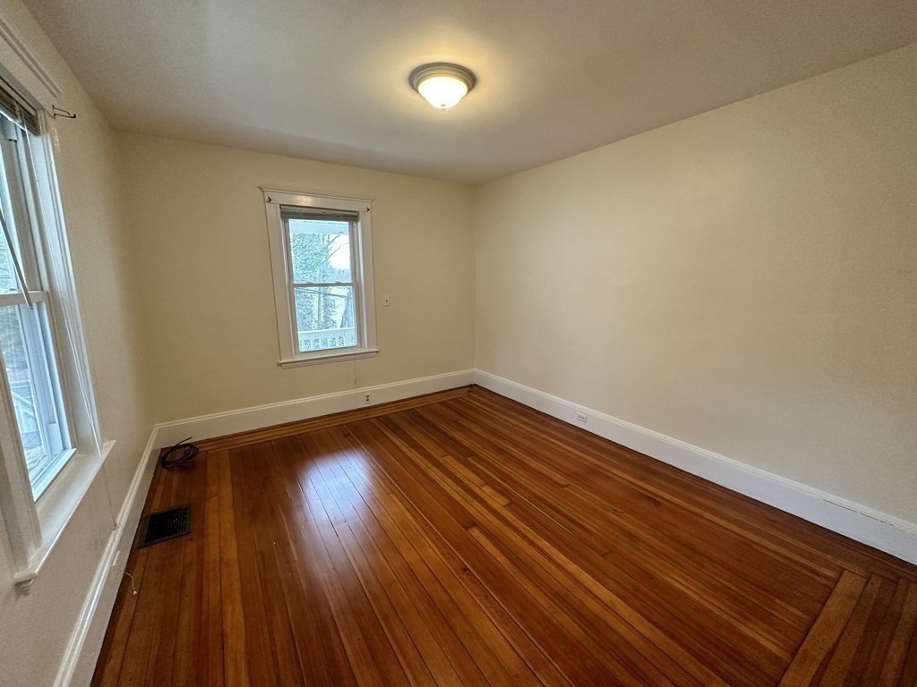 907 Gay Street 907