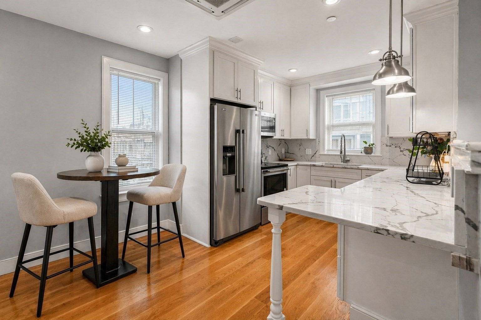 14 Farragut Ave #1, Somerville, MA Photo #3