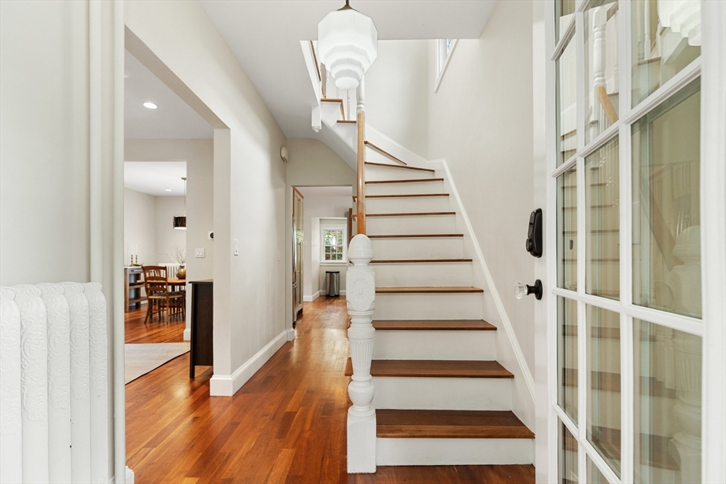 17 Perry St
