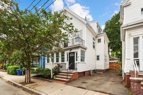 17 Perry St Somerville MA 02143