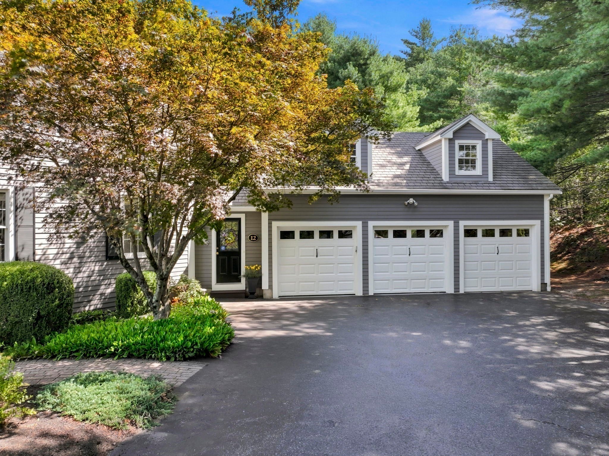 12 Daniel Shays Rd, Hopkinton, MA Photo #4