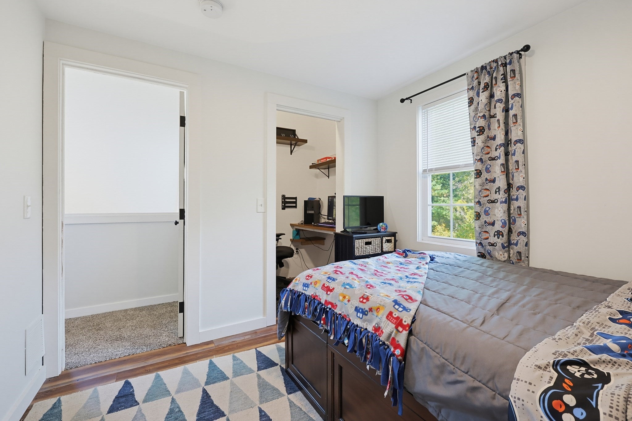 15 W Cedar Rd, Norfolk, MA, 15 W Cedar Rd, Norfolk, MA Photo #21