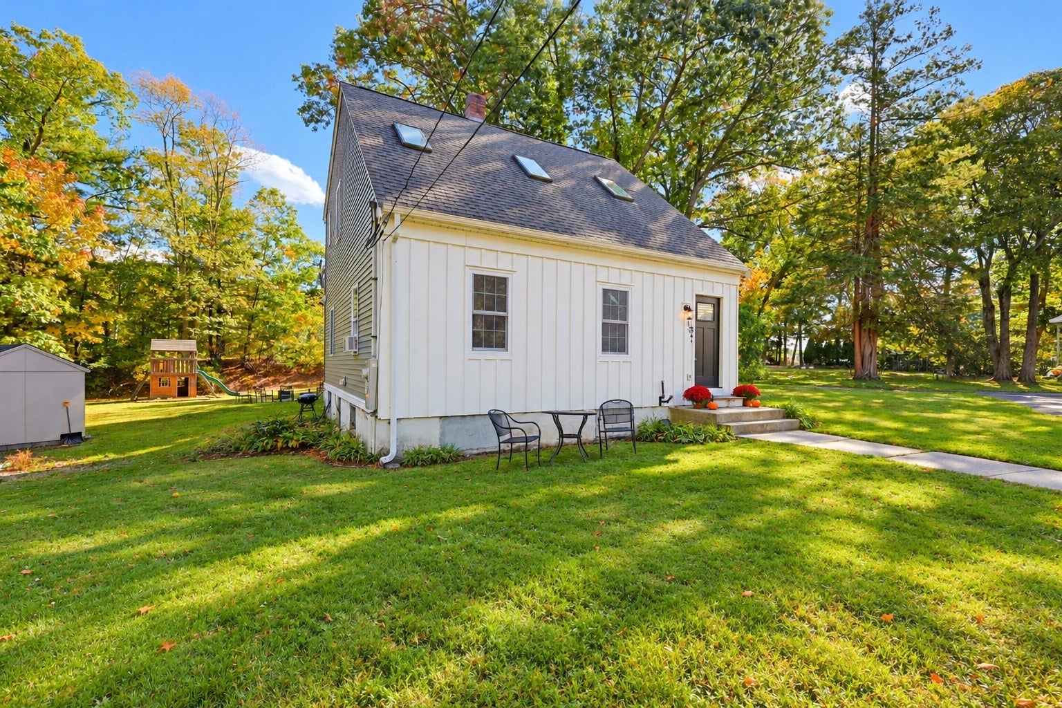 15 W Cedar Rd, Norfolk, MA, 15 W Cedar Rd, Norfolk, MA Photo #2