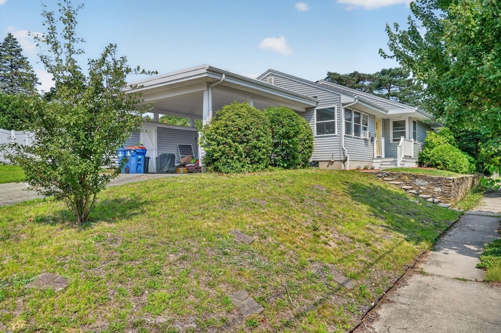 221 Rochambeau St, New Bedford, MA, 221 Rochambeau St, New Bedford, MA Photo #3