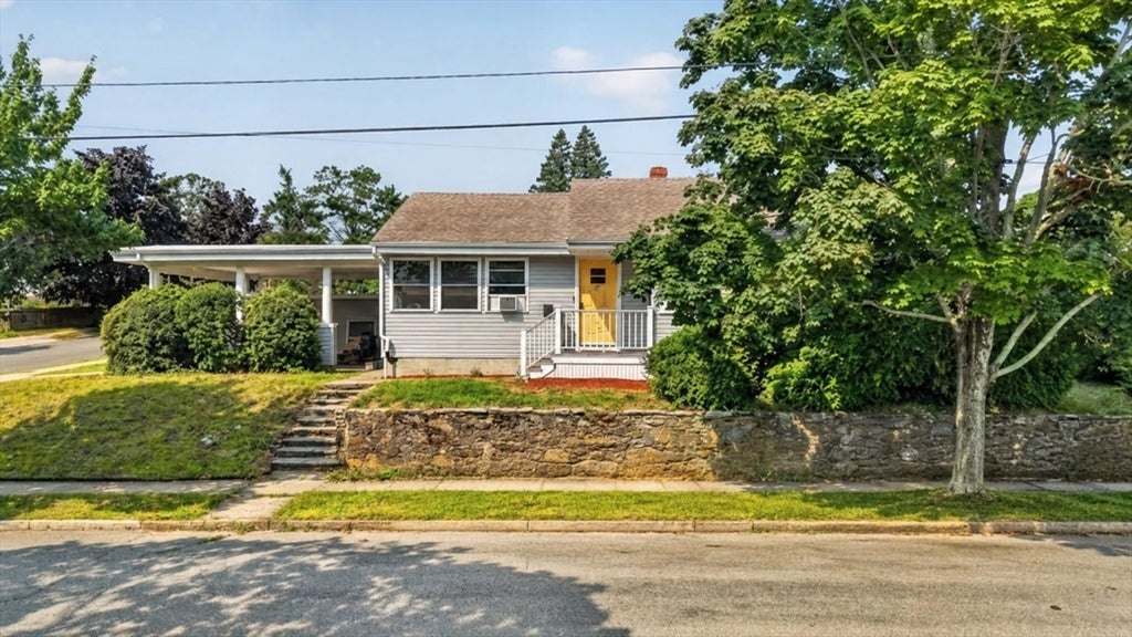 221 Rochambeau St, New Bedford, MA, 221 Rochambeau St, New Bedford, MA Photo #1