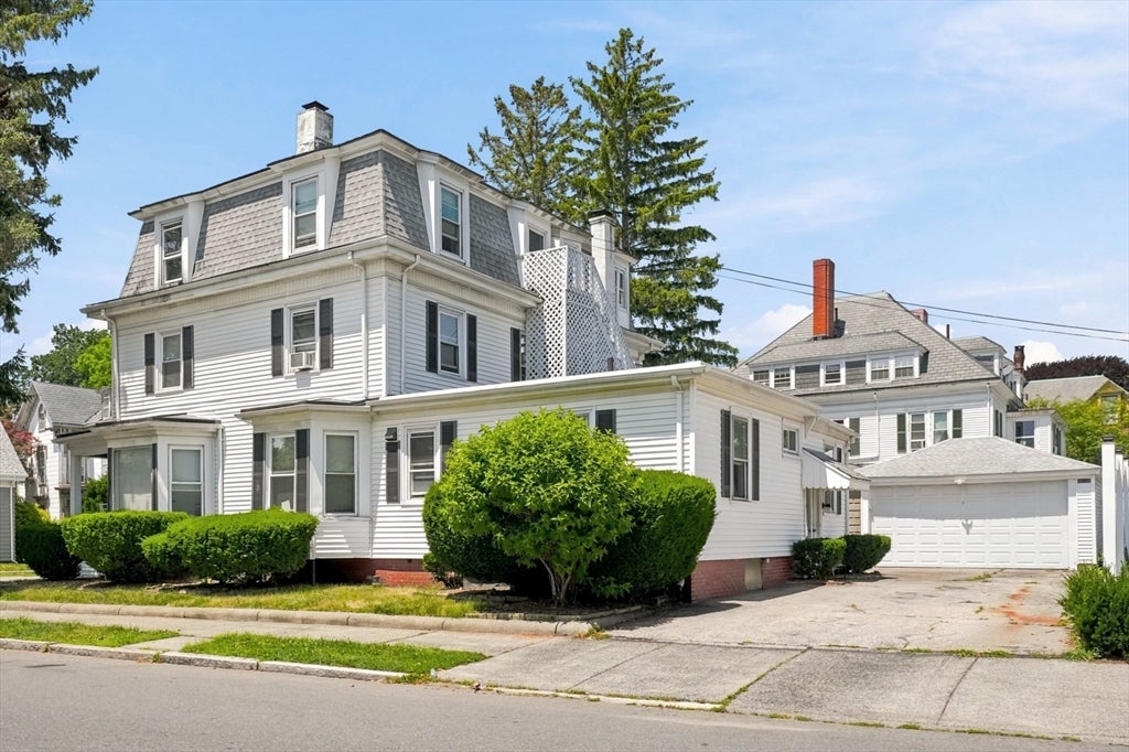 62 Nahant St.