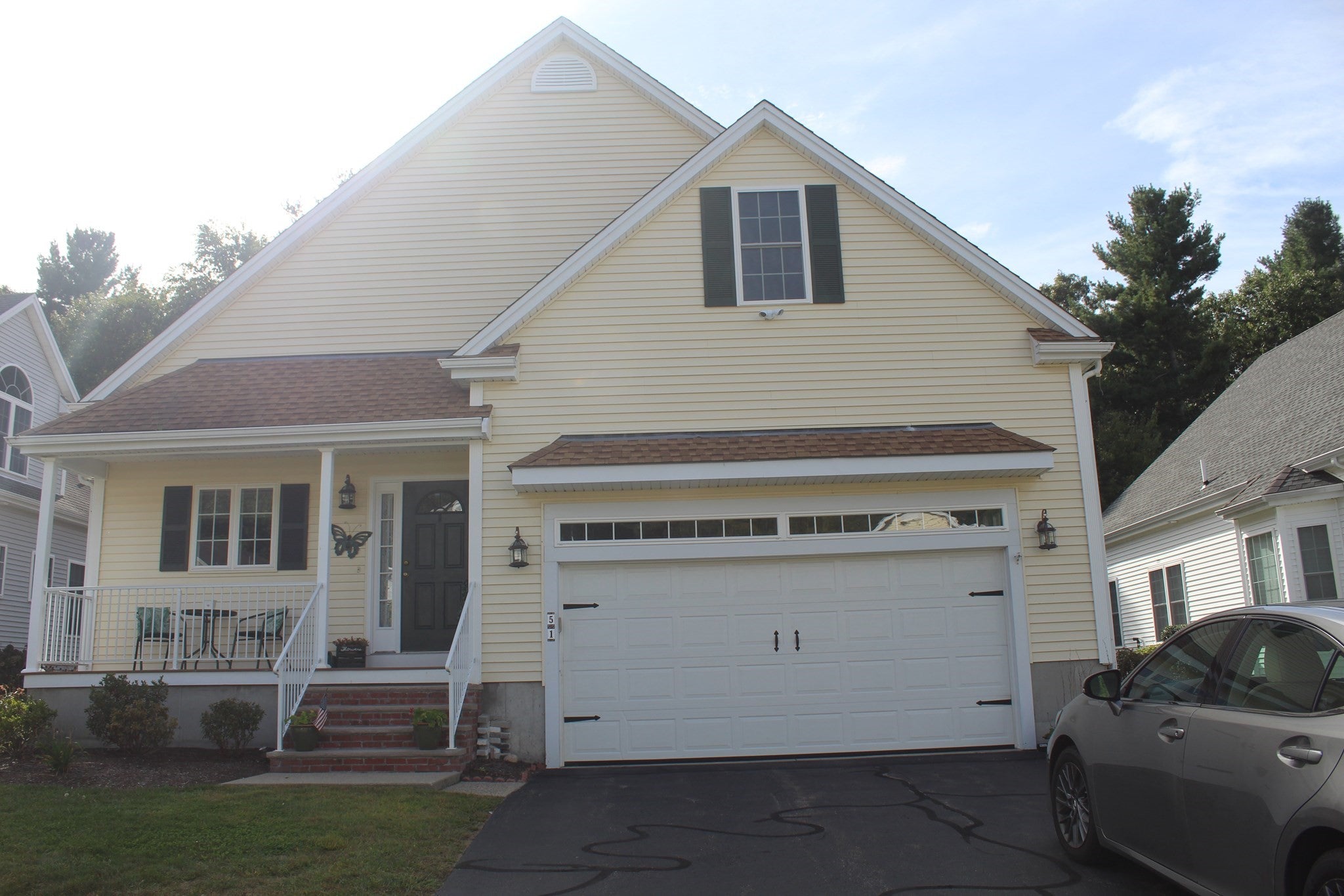 Photo of 51 Lawrence Dr, Franklin, MA