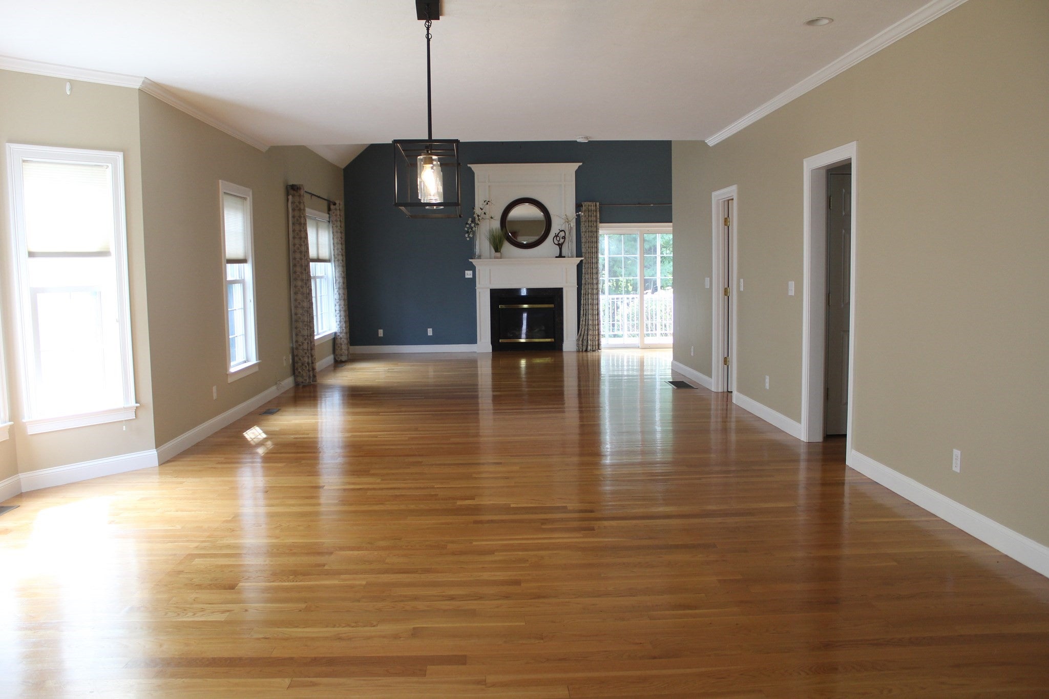 51 Lawrence Dr 51