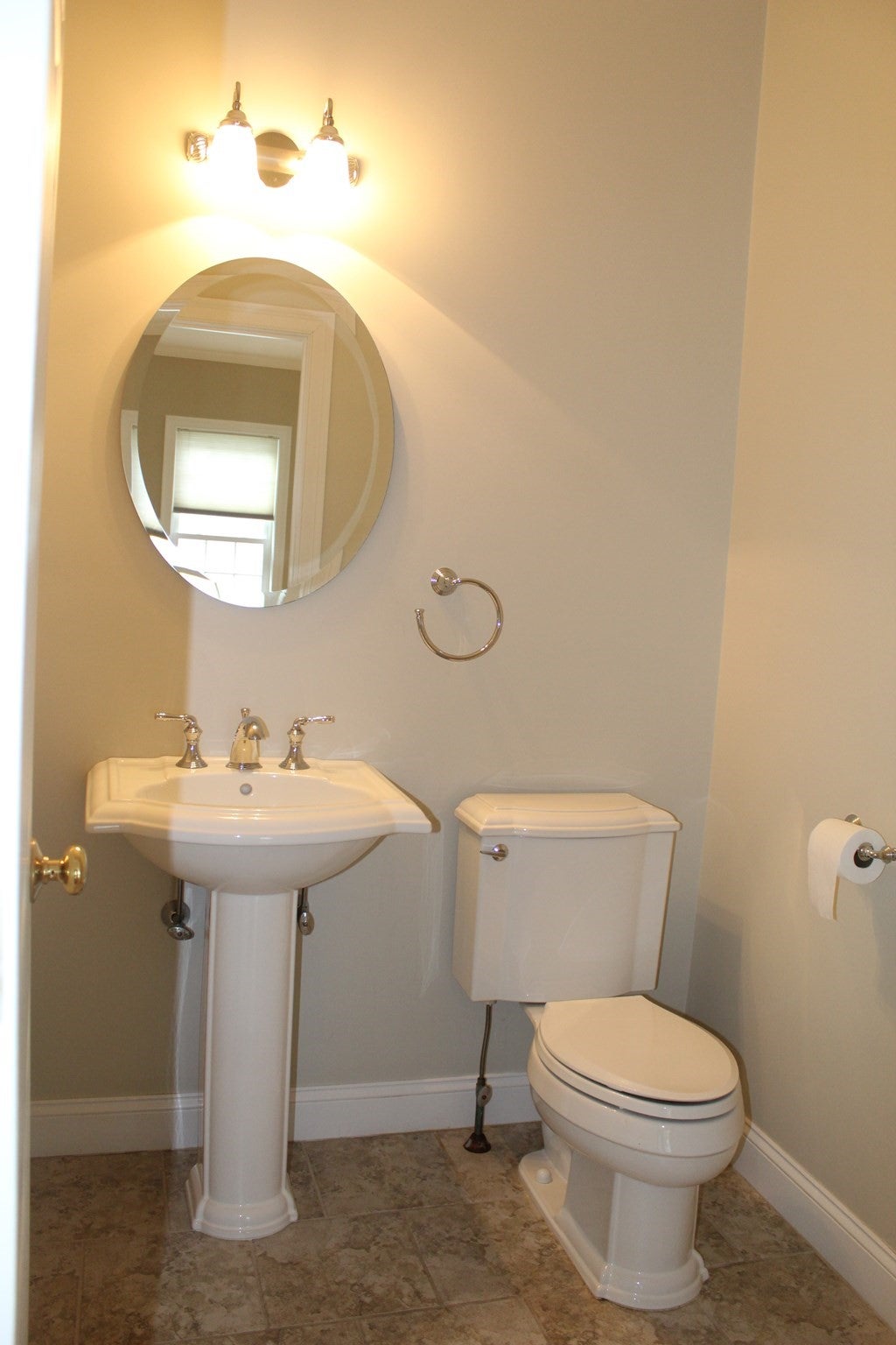 51 Lawrence Dr 51