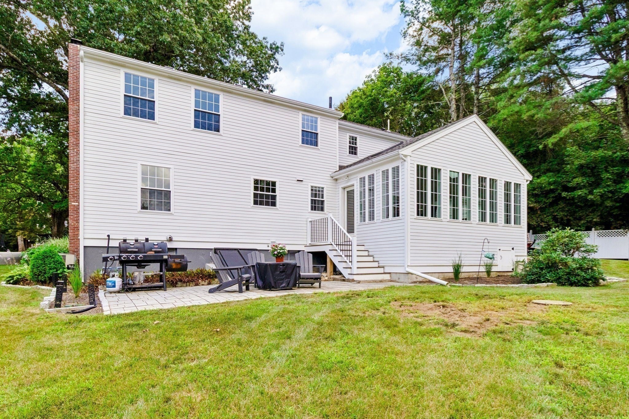 27 Maple St