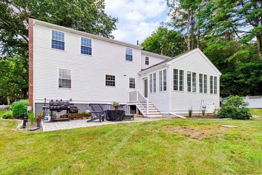 27 Maple St, Carlisle, MA Photo #32