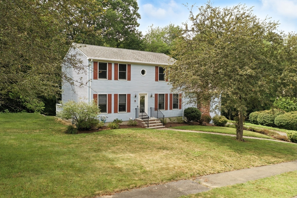5 Brookside Drive