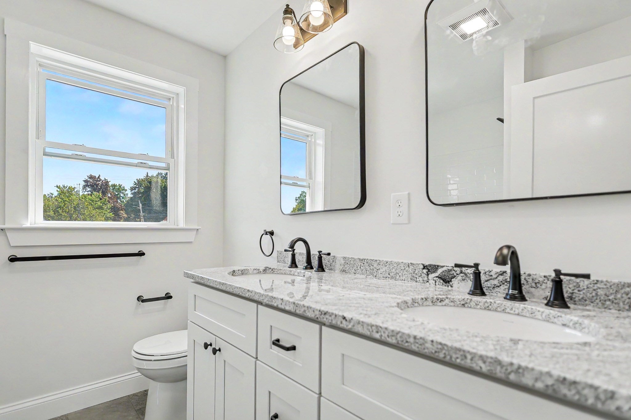 15 Bennington St, Haverhill, MA Photo #24