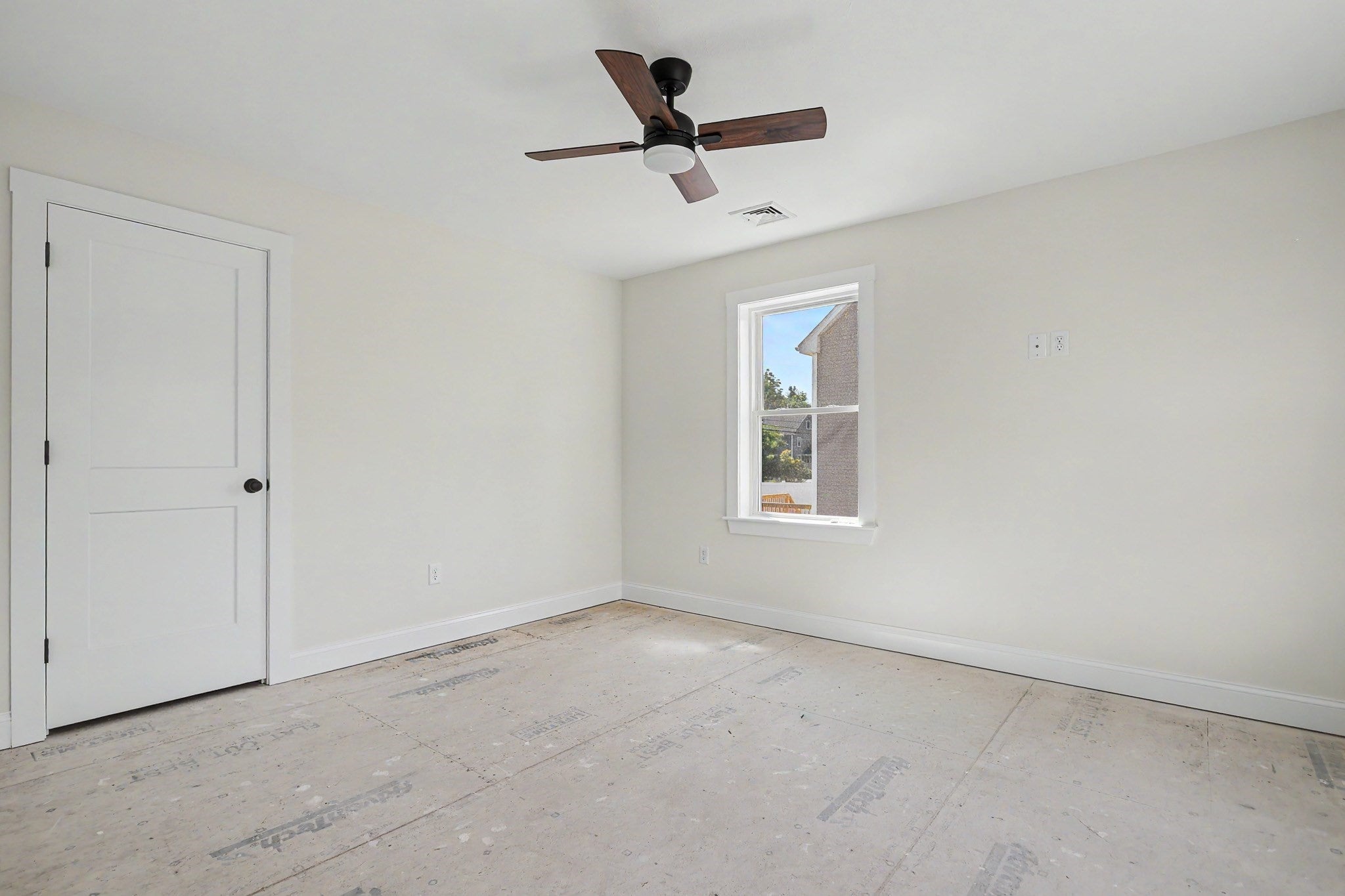 15 Bennington St, Haverhill, MA Photo #25