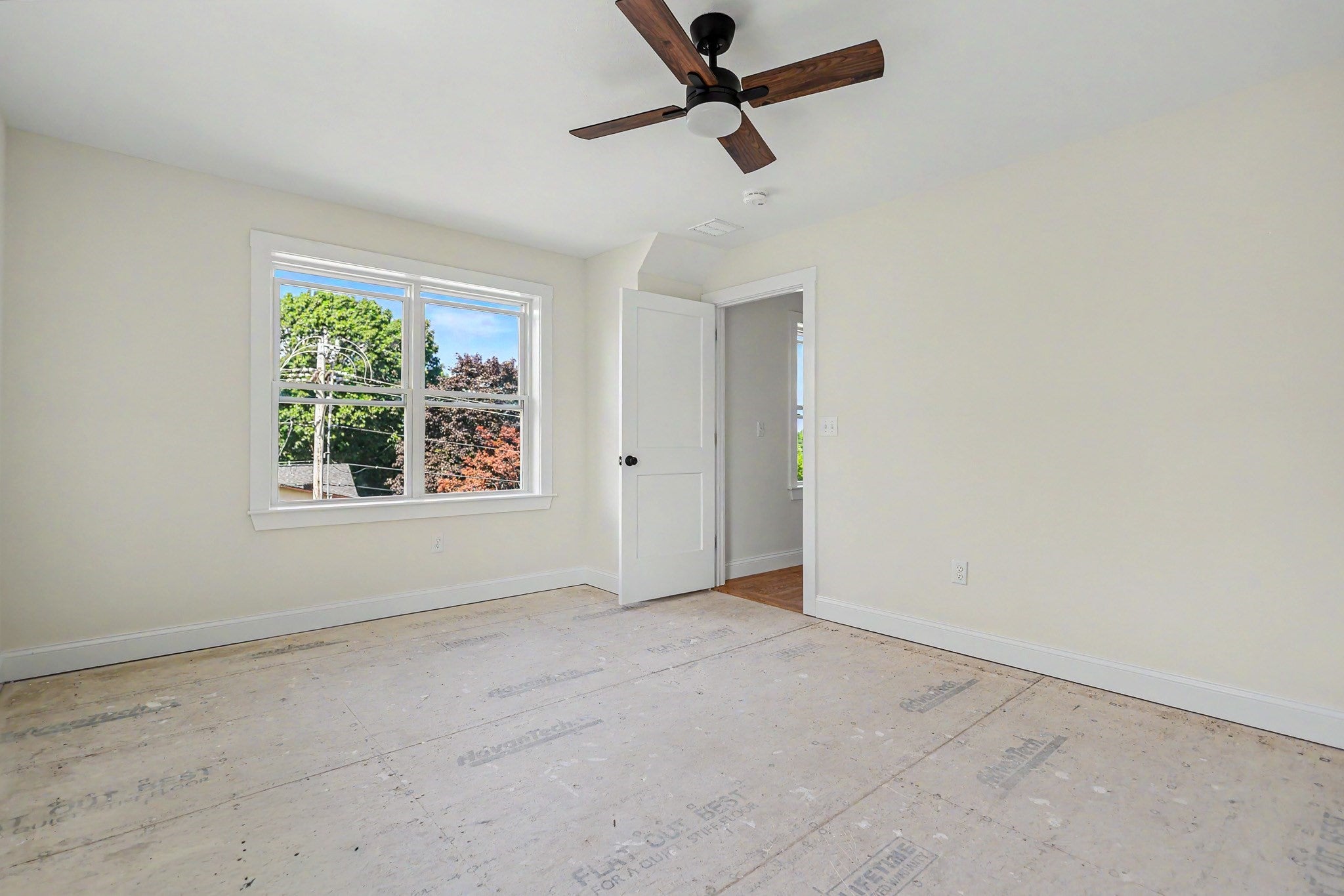 15 Bennington St, Haverhill, MA Photo #26