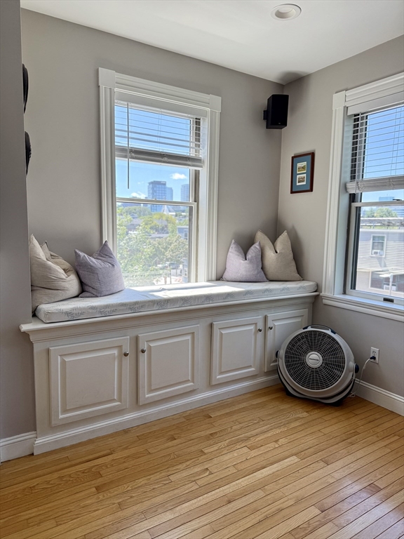 255 Main St 3