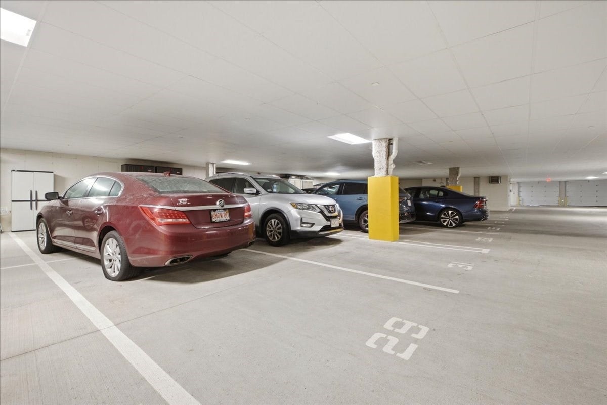 1306 Pennington Drive #1306, Walpole, MA, 1306 Pennington Drive #1306, Walpole, MA Photo #28