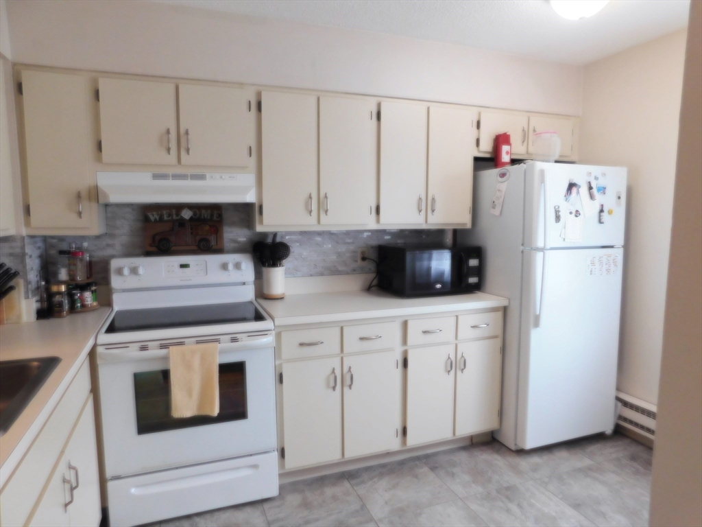 41 Foundry St 14-10