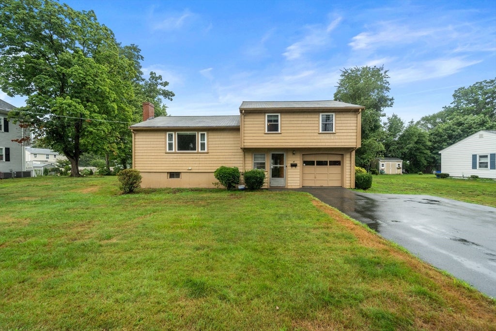 Photo of 46 Selwyn Rd, Braintree, MA