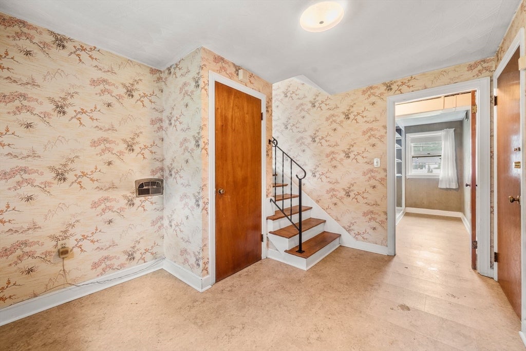 46 Selwyn Rd, Braintree, MA, 46 Selwyn Rd, Braintree, MA Photo #4