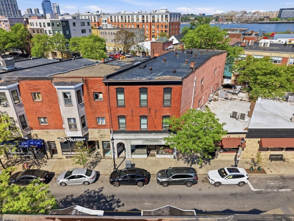 140-142 Meridian Street